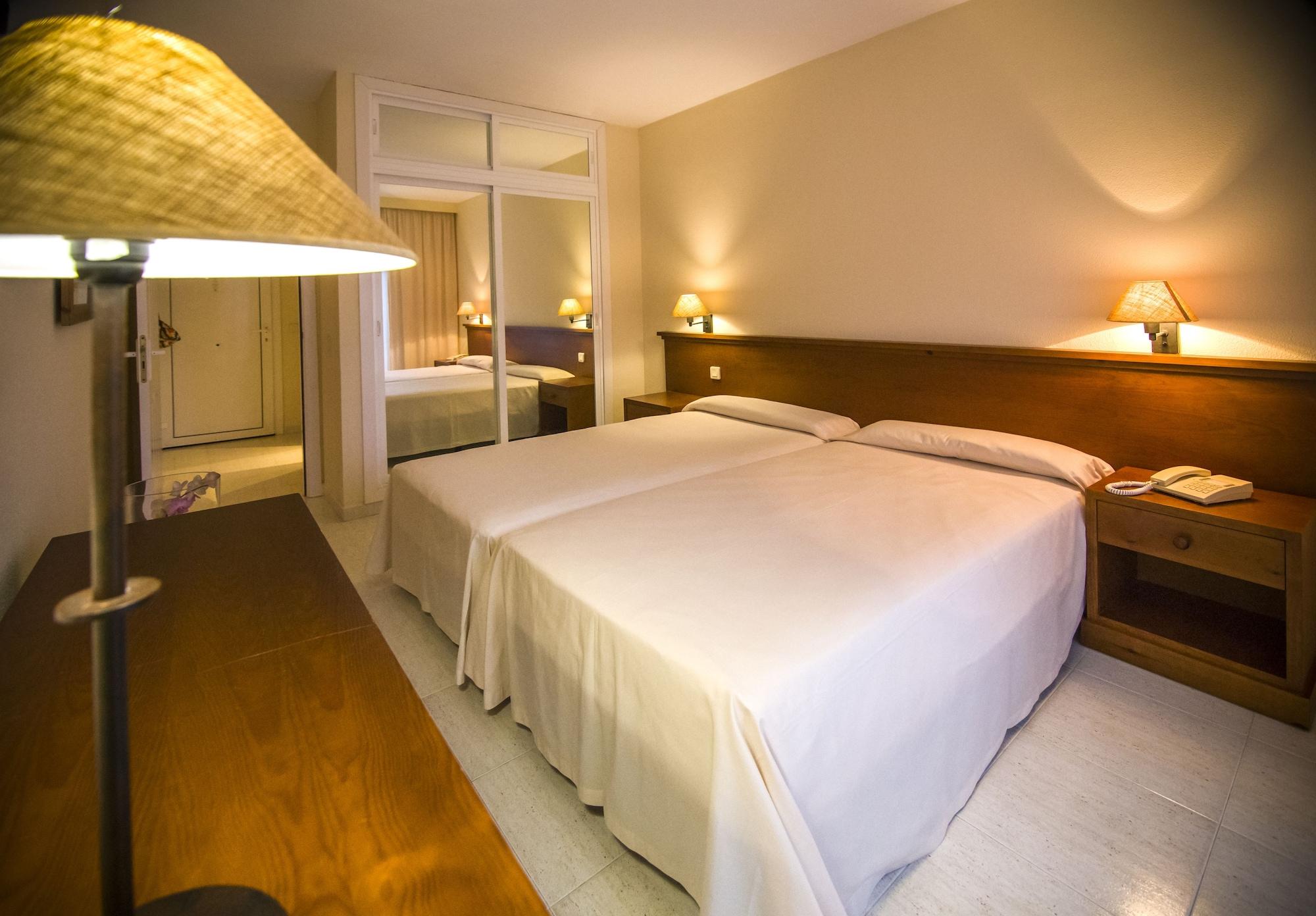 Aparthotel Las Dunas Chiclana de la Frontera Dış mekan fotoğraf