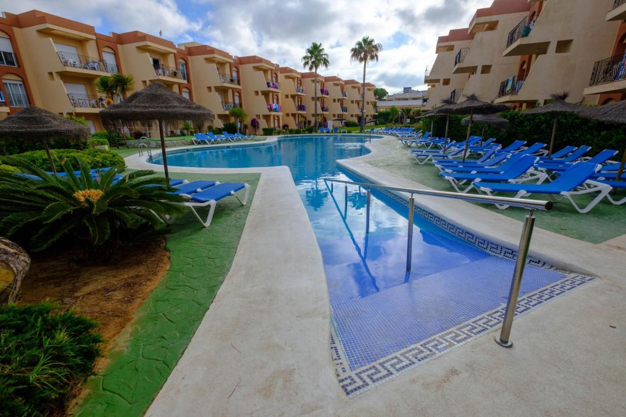 Aparthotel Las Dunas Chiclana de la Frontera Dış mekan fotoğraf